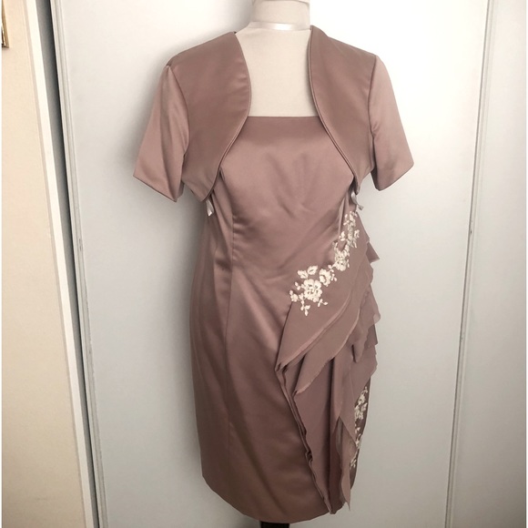 Alfred Angelo mauve dress from Disney princess collection. - Picture 1 of 9